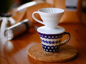 v60 دم افزار قهوه